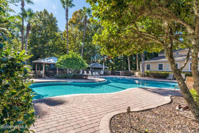 8550 TOUCHTON Road 333, Jacksonville, FL 32216