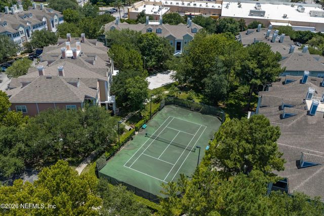 8550 TOUCHTON Road 333, Jacksonville, FL 32216