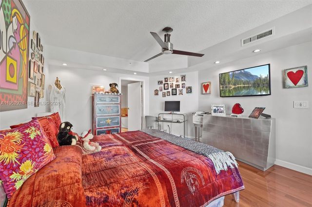 1455 Ocean Dr 1401, Miami Beach, FL 33139