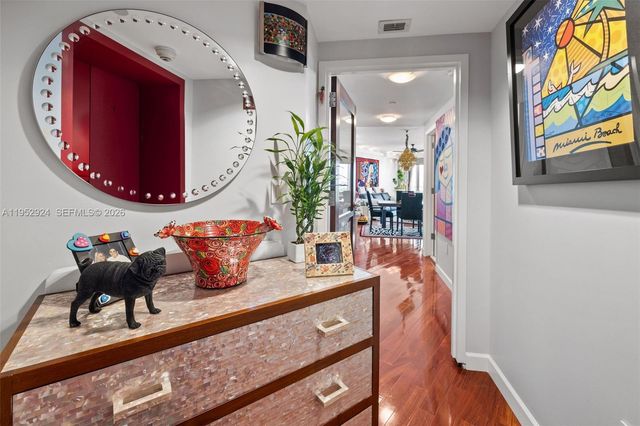 1455 Ocean Dr 1401, Miami Beach, FL 33139