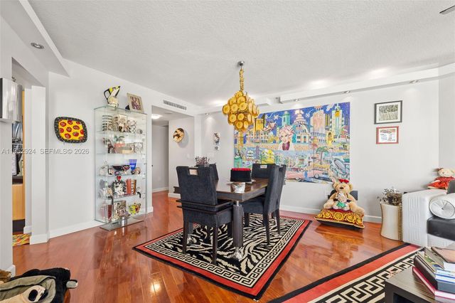 1455 Ocean Dr 1401, Miami Beach, FL 33139