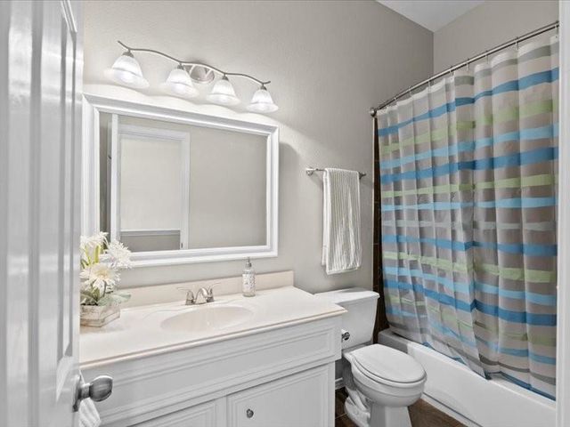 838 San Jacinto Circle, Baytown, TX 77521