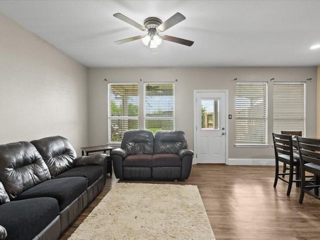 838 San Jacinto Circle, Baytown, TX 77521