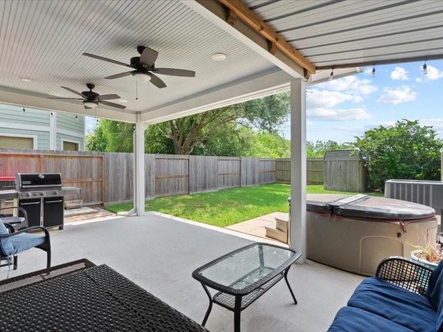 838 San Jacinto Circle, Baytown, TX 77521