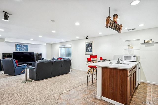 2844 Greensborough Drive, Highlands Ranch, CO 80129