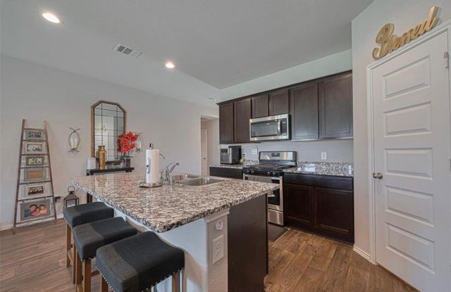3923 Hawaiian Court, Baytown, TX 77521