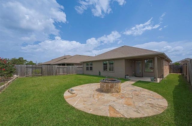 3923 Hawaiian Court, Baytown, TX 77521