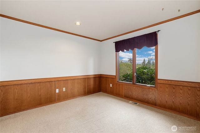 18605 SE 174th Way, Renton, WA 98058