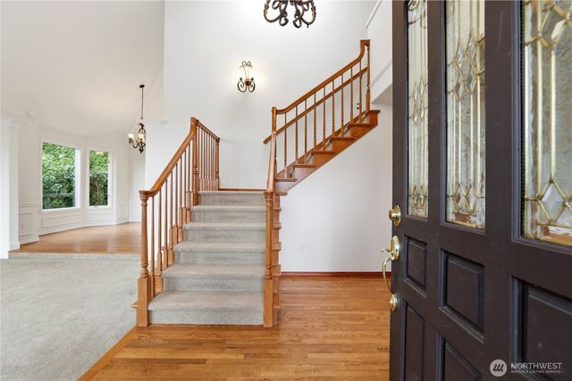 18605 SE 174th Way, Renton, WA 98058