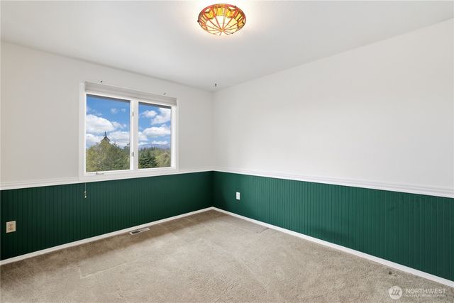 18605 SE 174th Way, Renton, WA 98058