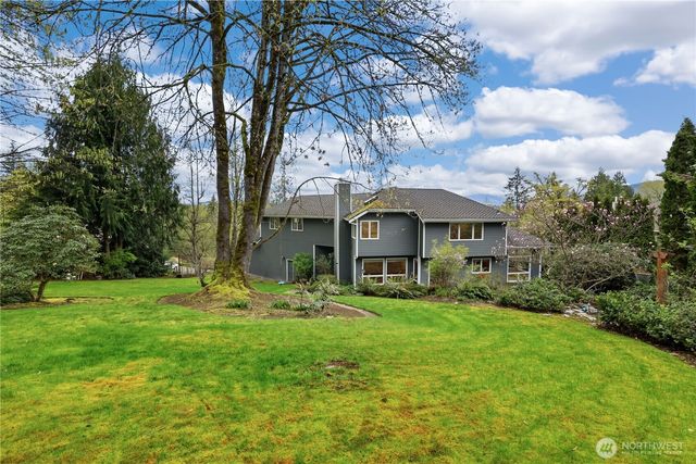 18605 SE 174th Way, Renton, WA 98058