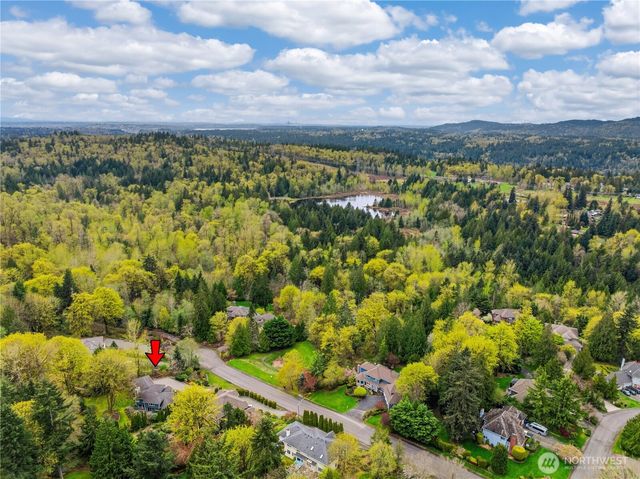 18605 SE 174th Way, Renton, WA 98058