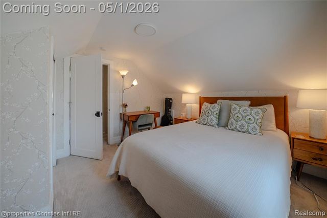 1220 Orchard Street, Ferndale, MI 48220
