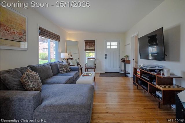 1220 Orchard Street, Ferndale, MI 48220