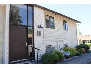 12160 Sw ROYAL Ct D, Portland, OR 97224