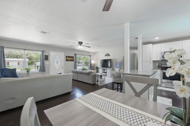 513 Newcastle Drive, Fort Walton Beach, FL 32547