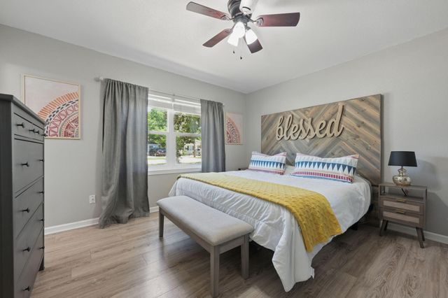 513 Newcastle Drive, Fort Walton Beach, FL 32547