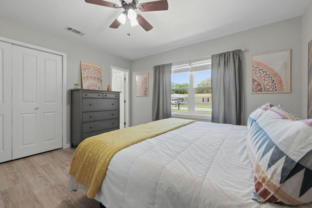 513 Newcastle Drive, Fort Walton Beach, FL 32547