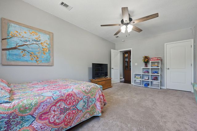 513 Newcastle Drive, Fort Walton Beach, FL 32547