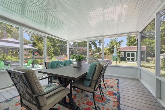 513 Newcastle Drive, Fort Walton Beach, FL 32547