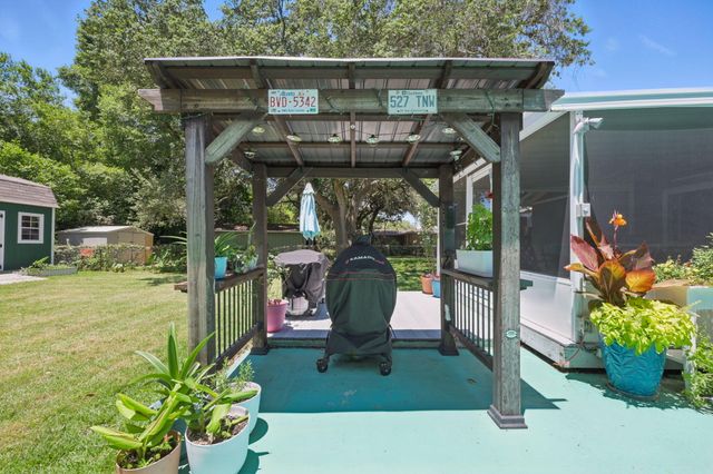 513 Newcastle Drive, Fort Walton Beach, FL 32547