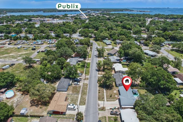 513 Newcastle Drive, Fort Walton Beach, FL 32547