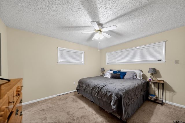 813 E Clinton Avenue, Athens, TX 75751