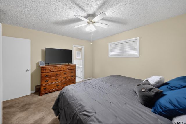 813 E Clinton Avenue, Athens, TX 75751