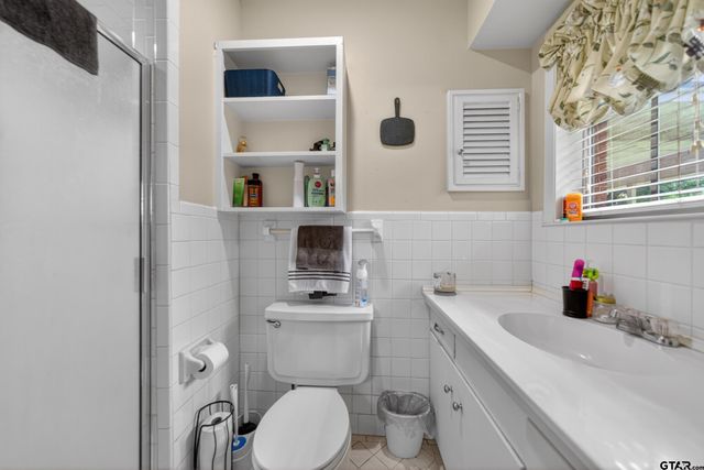 813 E Clinton Avenue, Athens, TX 75751