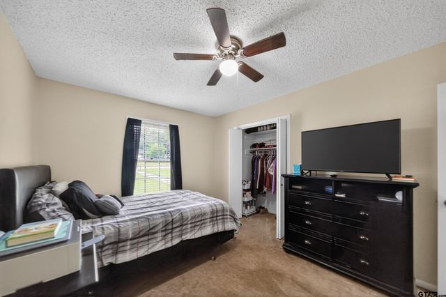 813 E Clinton Avenue, Athens, TX 75751