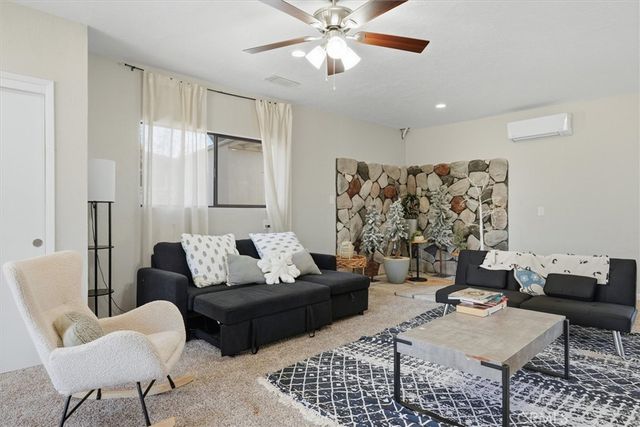 45430 Lauri, Oakhurst, CA 93644