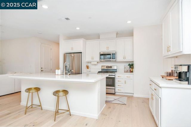 3287 Delta Coves Dr, Bethel Island, CA 94511