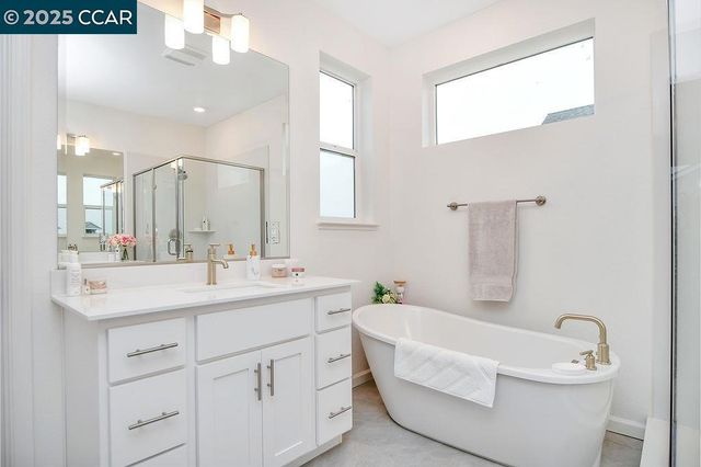 3287 Delta Coves Dr, Bethel Island, CA 94511