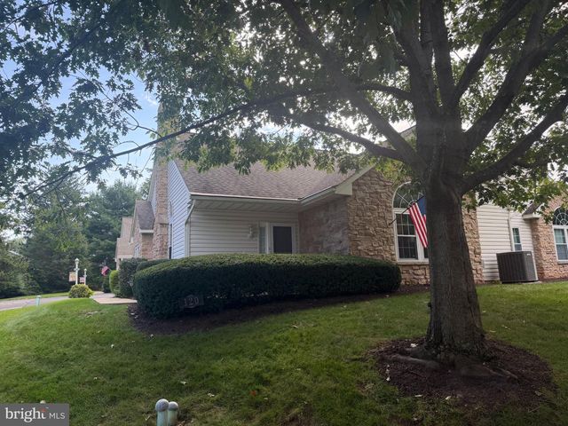 120 COTSWOLD CT, Souderton, PA 18964