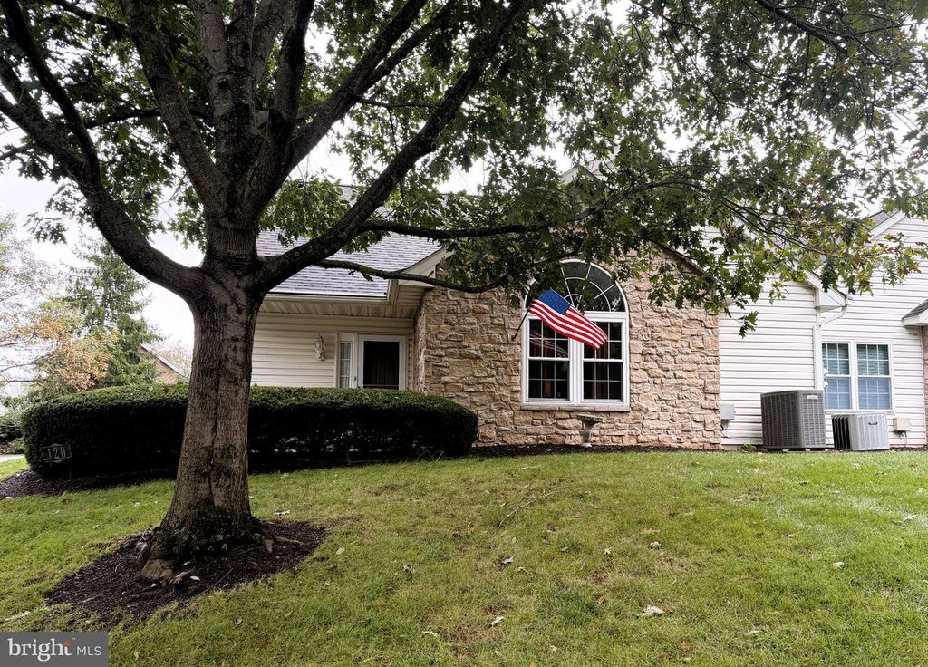 120 COTSWOLD CT, SOUDERTON, PA 18964 — photo 4