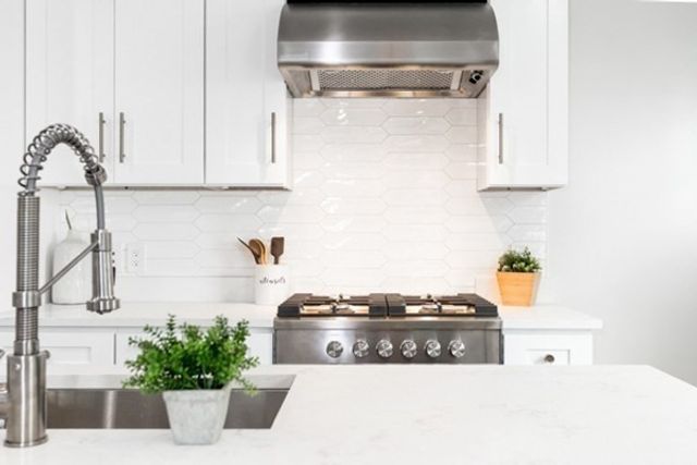 10 Brook St 1, Somerville, MA 02145