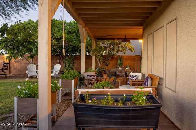3964 W Rocky Spring Drive, Tucson, AZ 85745