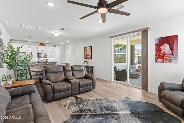 11300 N CASA DEGA Drive 1049, Surprise, AZ 85388