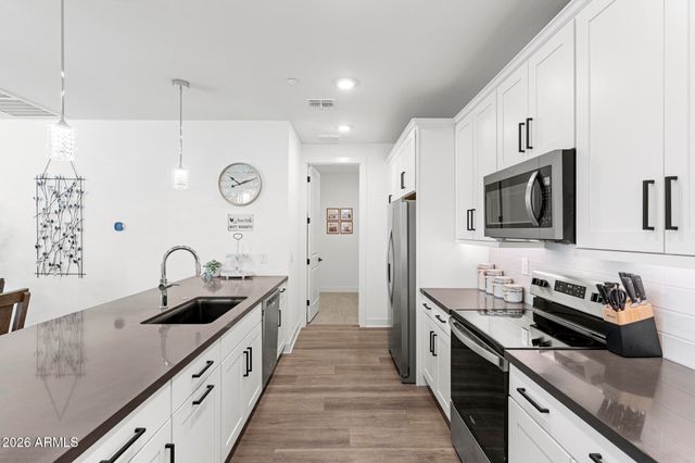 11300 N CASA DEGA Drive 1049, Surprise, AZ 85388