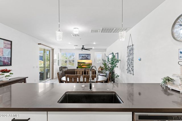 11300 N CASA DEGA Drive 1049, Surprise, AZ 85388