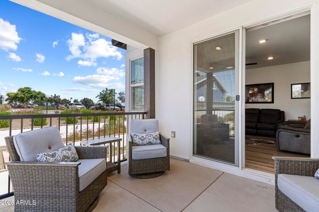 11300 N CASA DEGA Drive 1049, Surprise, AZ 85388
