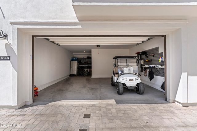 11300 N CASA DEGA Drive 1049, Surprise, AZ 85388