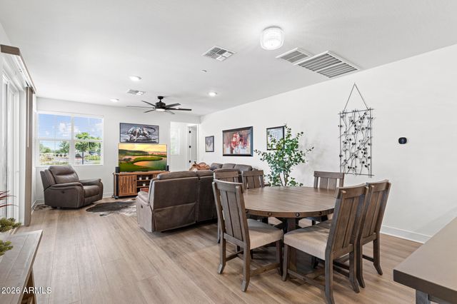 11300 N CASA DEGA Drive 1049, Surprise, AZ 85388