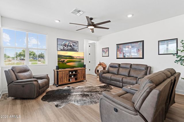 11300 N CASA DEGA Drive 1049, Surprise, AZ 85388