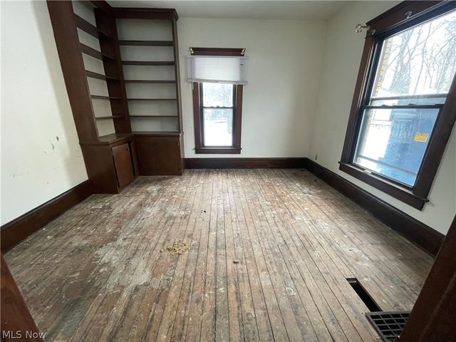 340 N Prospect Street, Ravenna, OH 44266