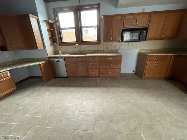 340 N Prospect Street, Ravenna, OH 44266