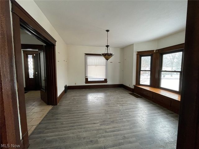 340 N Prospect Street, Ravenna, OH 44266