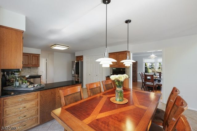 8 Bronson Way, Montgomery Twp., NJ 08558