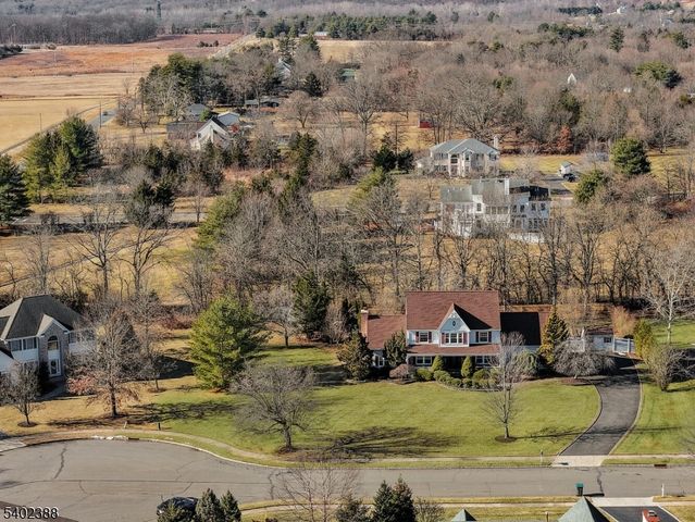 8 Bronson Way, Montgomery Twp., NJ 08558