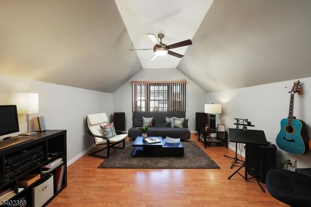 8 Bronson Way, Montgomery Twp., NJ 08558